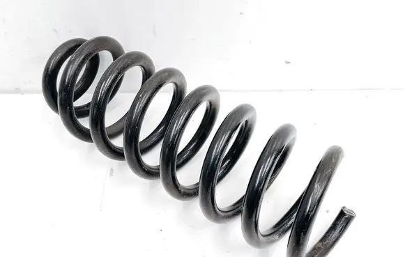 Audi Q7 4L Rear coil spring 