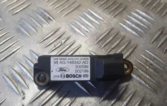 Ford Focus Airbag deployment crash/impact sensor 98AG14B342AD