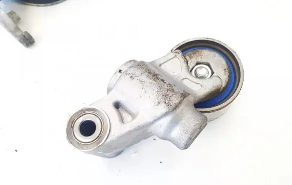Subaru Impreza II Generator/alternator belt tensioner 2ts2df06a02lha