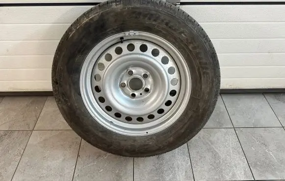 Volkswagen Amarok R18 spare wheel 