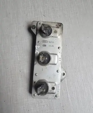 Audi A8 S8 D2 4D Coolant fan relay 4A0959493 R5R45R95 R13919528