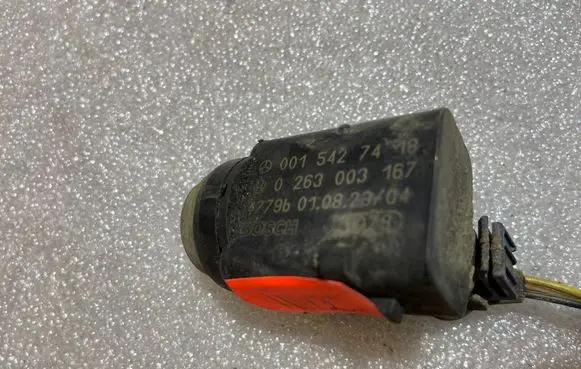 Mercedes-Benz E W211 Front parking sensor holder (PDC) 0015427418 A0015427418