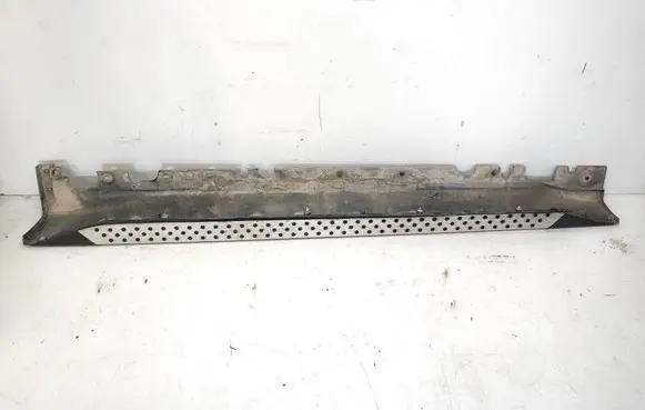 BMW X6 E71 Sill 