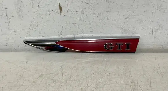 Volkswagen Polo VI Fender model badge letters 2G0853689