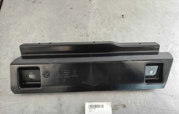 Tesla Model S Other trunk/boot trim element 100917300E