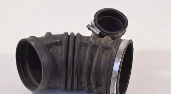 Porsche 911 996 Air intake hose/pipe 996110221