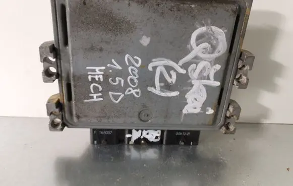 Nissan Qashqai Engine control unit/module S180033104