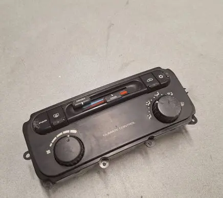 Chrysler Voyager Climate control unit 05005039AA 2900745699 039AA