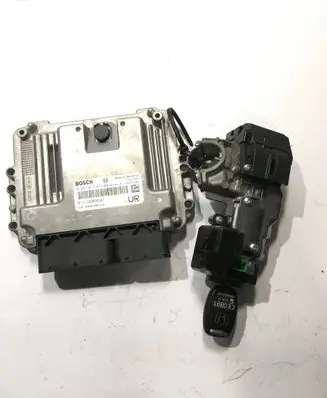 Honda CR-V Engine ECU kit and lock set 0281013633 1039S21664 37820R06E15