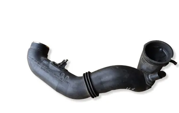 Subaru Forester SH Air intake hose/pipe A12AG05