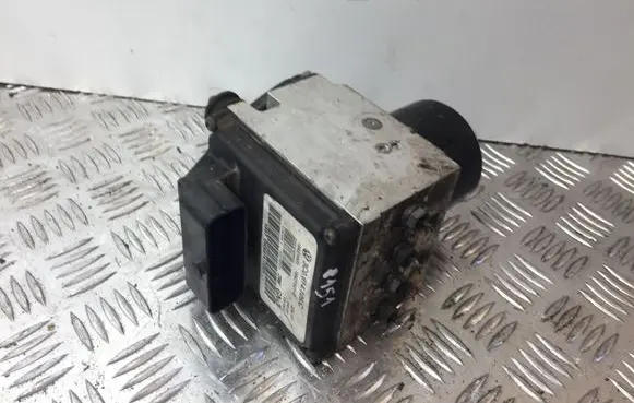 Volkswagen PASSAT B6 ABS Pump 3C0614109C 8151