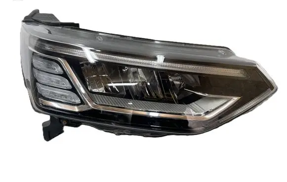 SsangYong Korando Headlight/headlamp 8310237201