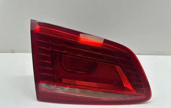 Volkswagen PASSAT B7 Tailgate rear/tail lights 3AF945307F