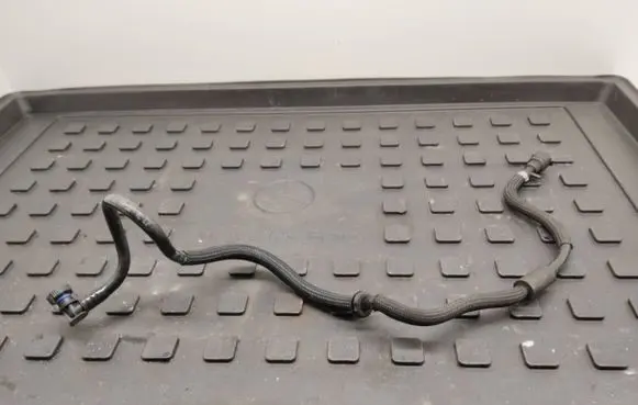 Mercedes-Benz GLK (X204) Vacuum line/pipe/hose A2044304929