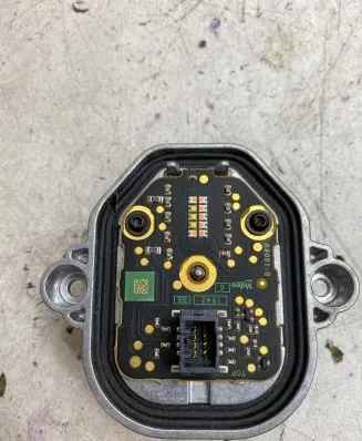 Volvo S90, V90 LED ballast control module E911613