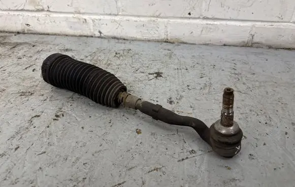 Steering tie rod