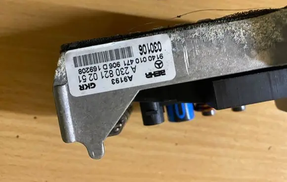 Mercedes-Benz ML W163 Heater blower fan relay A2308210251