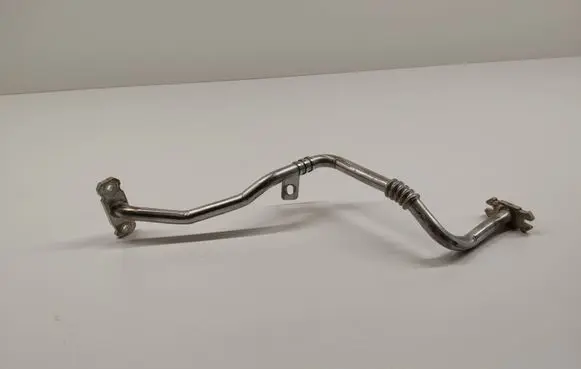 Volvo XC40 Turbo turbocharger oiling pipe/hose