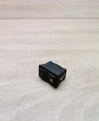 BMW 5 E39 Electric window control switch 8368974