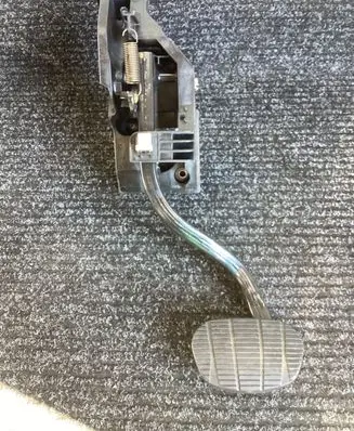BMW X2 F39 Brake pedal 6856596 19929610