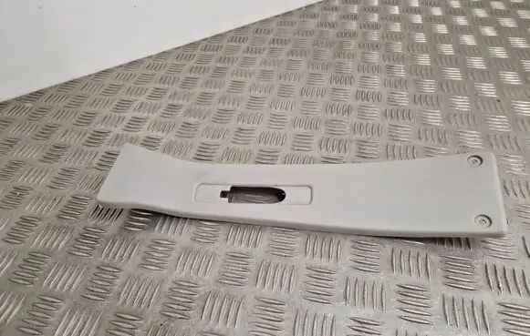 Peugeot Expert (B) pillar trim (top) 98088477BJ