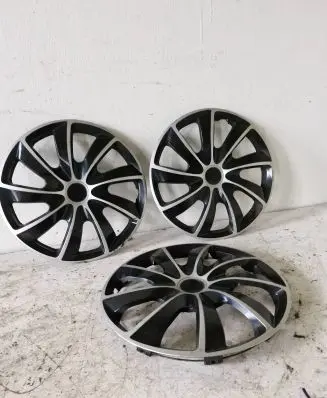 Audi A4 S4 B5 8D R16 wheel hub/cap/trim 