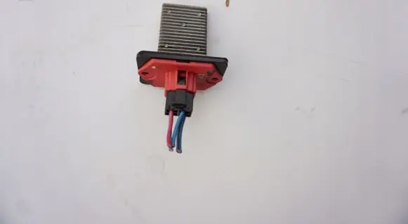 Heater blower motor/fan resistor