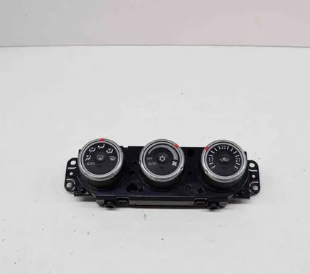 Mitsubishi Outlander Interior fan control switch 7820A082XB