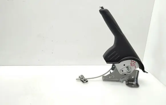 Suzuki Swift III Hand brake release handle 