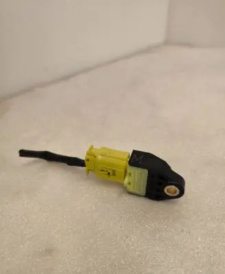 Toyota RAV 4 (XA30) Airbag deployment crash/impact sensor 8983133020 703400RR7