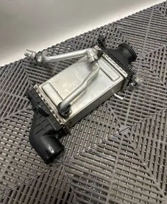 Mercedes-Benz GLC X253 C253 Intercooler radiator A2740900414
