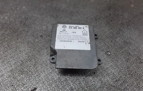 Volkswagen PASSAT B5.5 Airbag control unit/module 1C0909605B