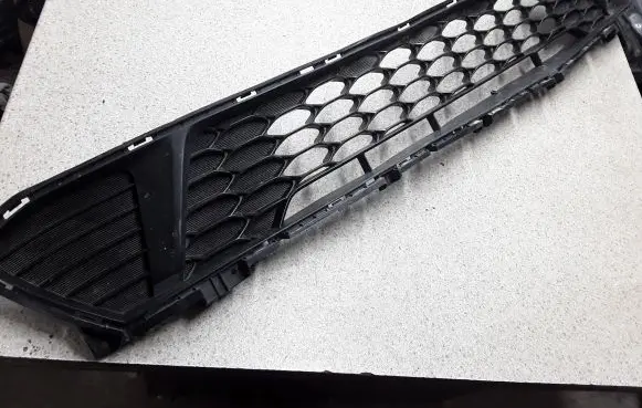 KIA Ceed Front bumper lower grill 86560J7000 88560J7000