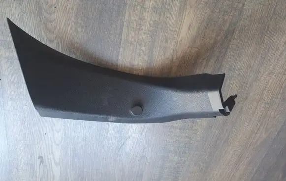 Toyota Auris E180 Tailgate/trunk side cover trim 6793802060