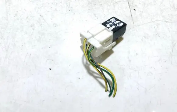 Mazda Premacy Other relay b150