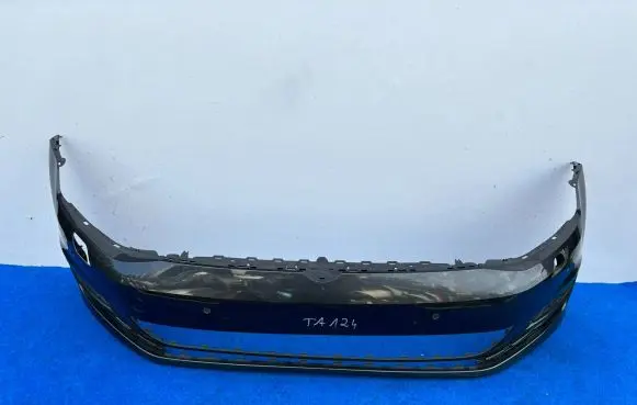 Volkswagen Golf VII Front bumper 5G0807221