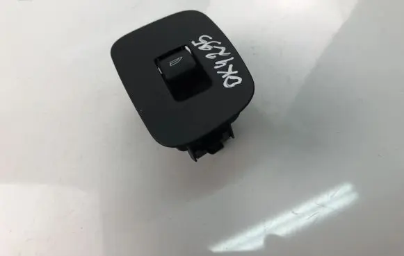 Volvo XC60 Electric window control switch 31433408