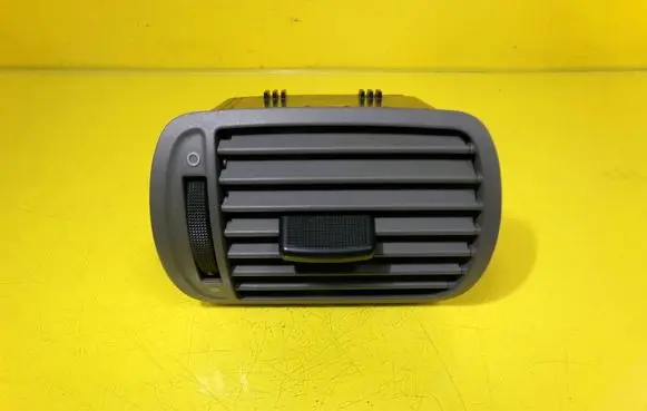 Audi A3 S3 8L Dashboard side air vent grill/cover trim 8L0820901