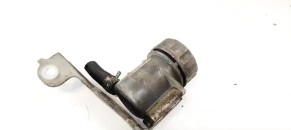 Honda Civic Brake fluid reservoir 