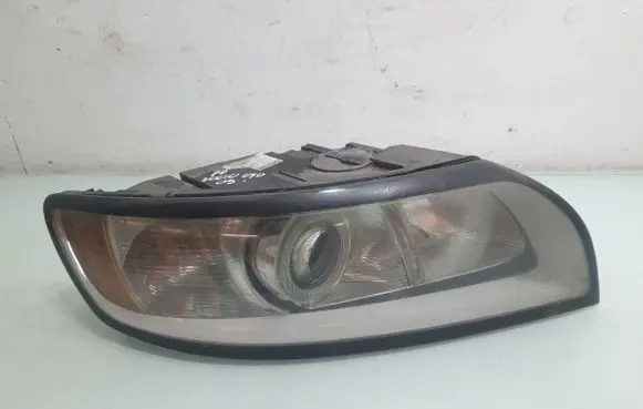 Volvo V50 Headlight/headlamp 31265695