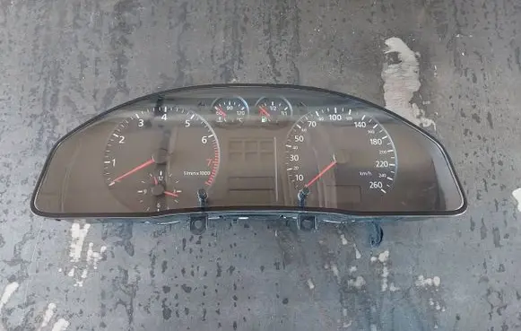 Audi A4 S4 B5 8D Speedometer (instrument cluster) 8D0919861H