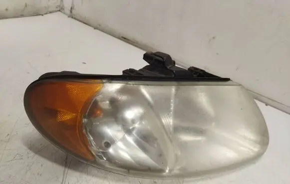 Chrysler Voyager Headlight/headlamp 206021B