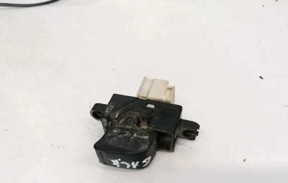 Nissan Almera Tino Electric window control switch