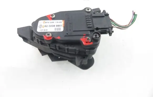 Renault Clio II Accelerator throttle pedal 8200089851