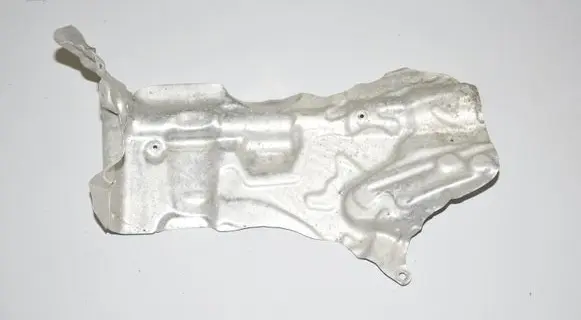 BMW 2 F46 Exhaust heat shield 6882183 5A01AF4 32106853125