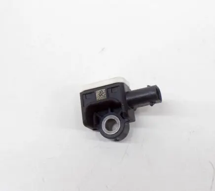 Maserati Ghibli Airbag deployment crash/impact sensor 56054085AA A1668210151