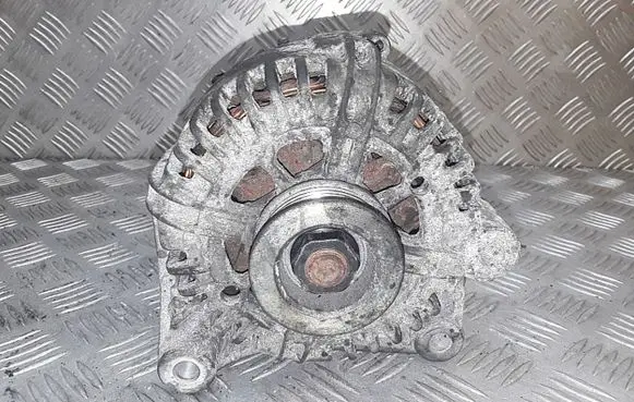 Toyota Verso Generator/alternator 2619890A
