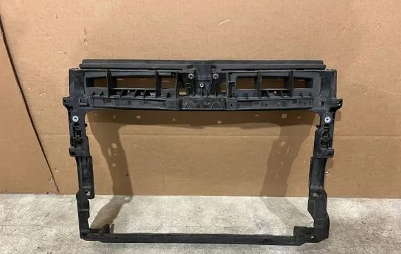 Volkswagen Tiguan Radiator support slam panel 5NA805588K