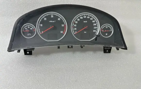 Opel Vectra C Speedometer (instrument cluster) 88311337