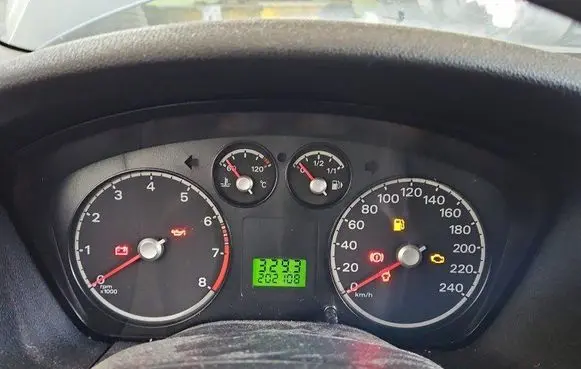 Ford Focus Speedometer (instrument cluster) IMPRK1512093